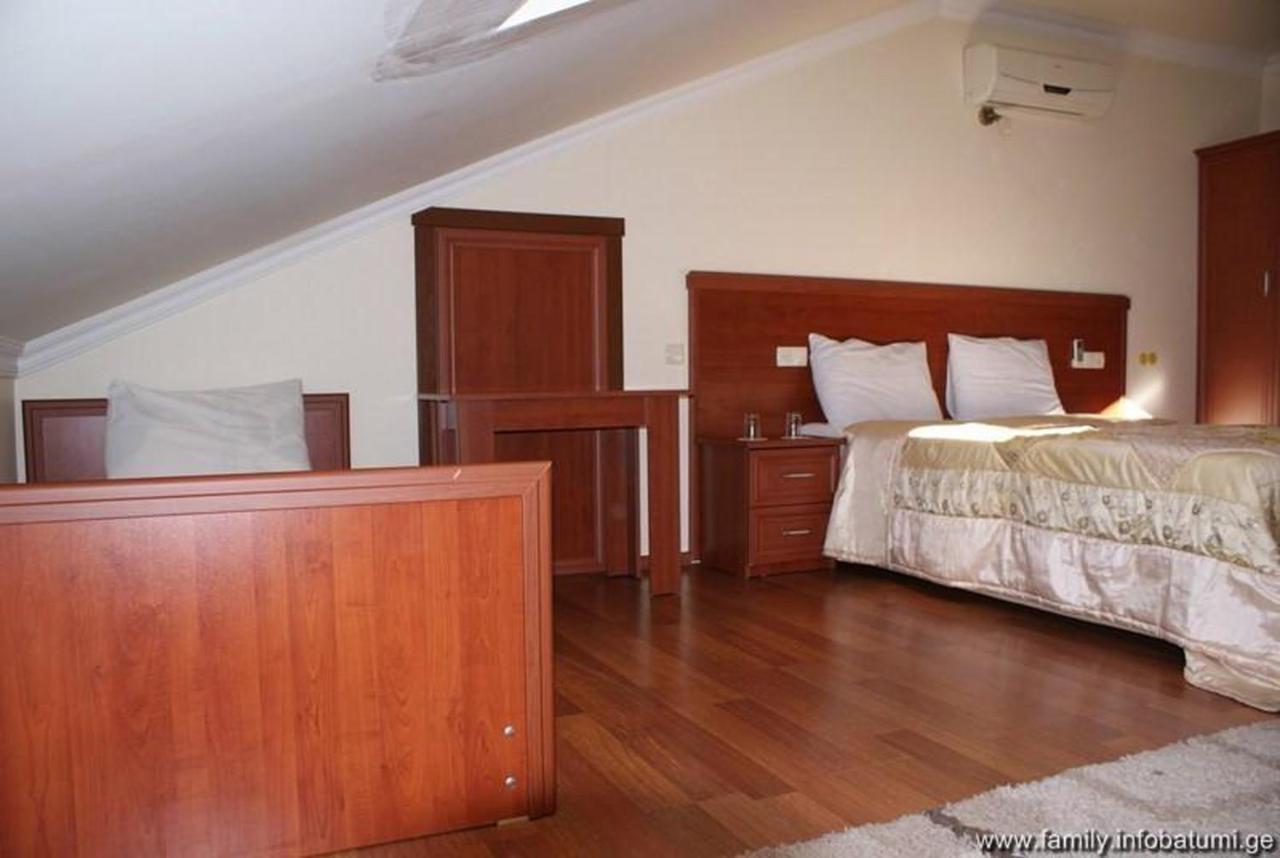 Family Hotel Batumi Pokój zdjęcie