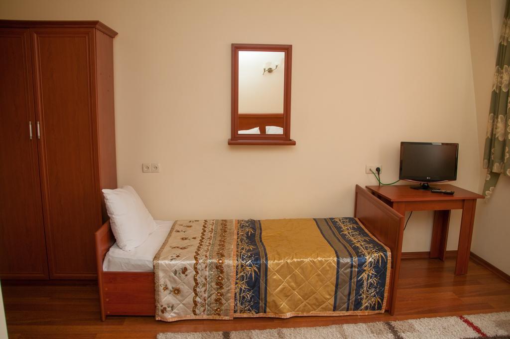 Family Hotel Batumi Zewnętrze zdjęcie