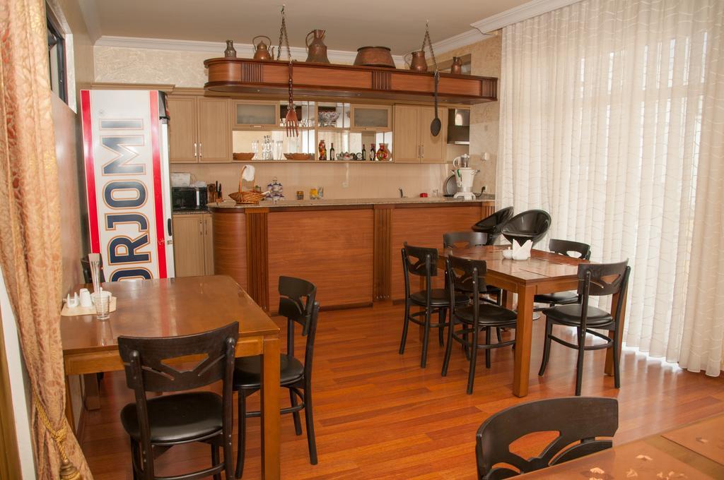 Family Hotel Batumi Zewnętrze zdjęcie